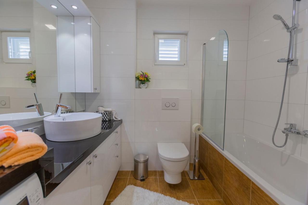 Apartment Paradise Makarska Dış mekan fotoğraf
